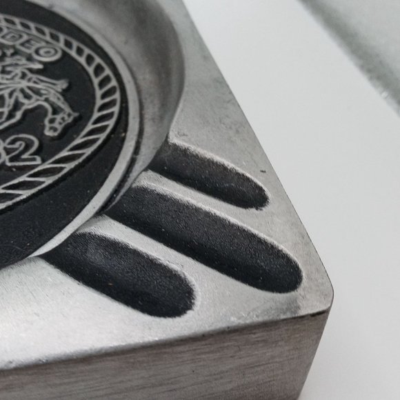 1982 NFR Rodeo Ashtray All Around Cowboy Hesston RARE National Finals Horse - Picture 4 of 9